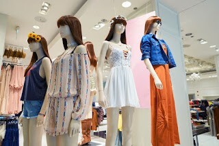 Introducing Conscious Consumerism Into Fashion Purchases