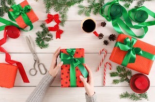 How to Create a Memorable Holiday Gifting Experience